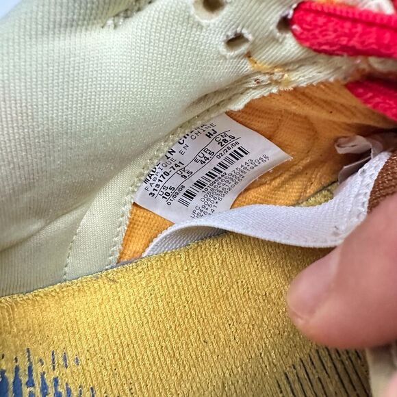 Nike SB Dunk Low Newcastle Brown Ale Size 10.5 - Picture 8 of 10